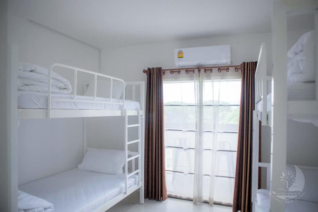 Railway Park Hostel Chiang Mai Eksteriør billede